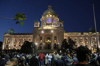  Mirni protesti u Beogradu, najmanje demonstranata do sada 