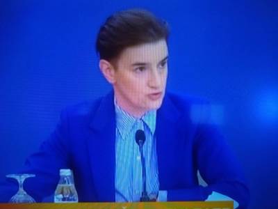  Brnabić: Pogrešili smo, ovo je virus o kome se ne zna ništa! 