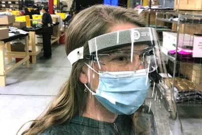  Neverovatno: Evo kako je jedna žena koronom zarazila 71 osobu! 