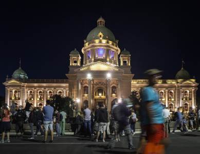  U Beogradu održan još jedan protest ispred Skupštine Srbije (FOTO, VIDEO) 