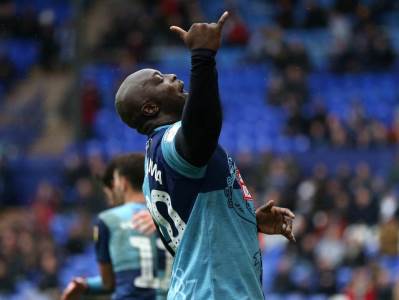  Zver-Vikom-fudbal-lijepa-prica-Adebajo-Akinfenva-prozvao-Jirgen-Klop-WhatsApp-video 