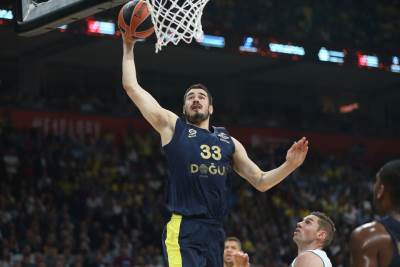  Nikola-Kalinic-presao-u-Valensija-Evroliga-najnovije-vesti 