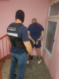  Nastavak akcije "Viker": Hapšenje u Banjaluci, nađena veća količina droge 