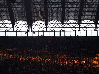  Serija A navijači se u septembru vraćaju na tribine 