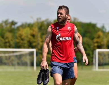  Crvena-zvezda-trening-Stara-Pazova 