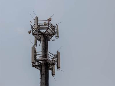  Amerika ubijedila Evropu da protjera kinesku 5G mrežu? 