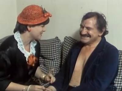  "HAPSILI SU GA ZBOG TITA"! Gidrin unuk ispričao detalje iz glumčevog života 