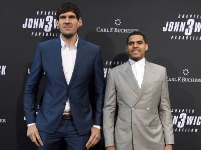  NBA duel Tobi i Bobi 