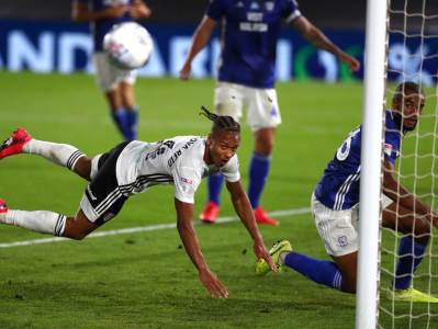  Cempionsip-Fulam-Kardif-1-2-revans-polufinale-Aleksandar-Mitrovic-fudbal 
