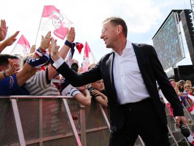  Ralf Rangnik napustio RB Lajpcig: Dosadila mu fotelja, opet bi na klupu! 
