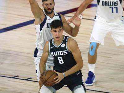  Bogdan Bogdanović pogodio iz 15. pokušaja 