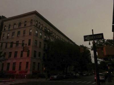  Menhetn u totalnom mraku: Sablasni prizori sa ulica Njujorka (FOTO, VIDEO) 