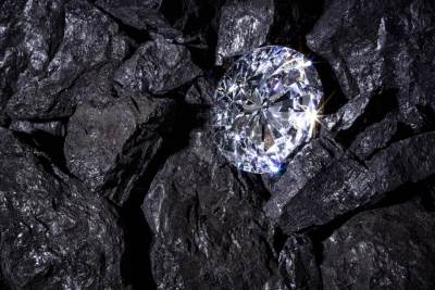 U Rusiji pronađen najveći obojeni dijamant! 