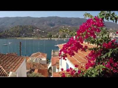  Korona grčkom ostrvu Poros rastjerala turiste  (VIDEO) 