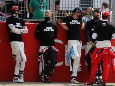  Formula 1 Vozači neće da kleče 