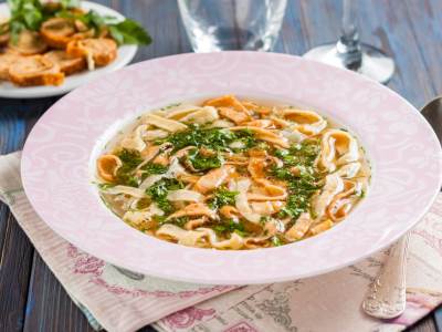  Recept kakav još niste probali! Originalna bečka supa sa palačinkama 