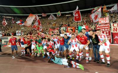  Crvena zvezda na novom početku: Kakvim rezultatom u Evropi bi Zvezdaši bili zadovoljni ove sezone? ( 