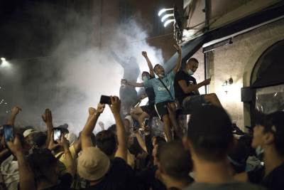  Huligani u Marseju slavili poraz PSŽ-a 