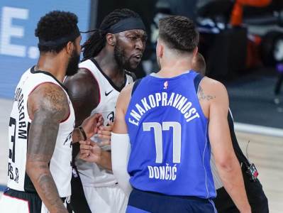  Montrez Herel uvrede na društvenim mrežama 