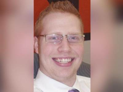  Bio je neprimetan za žene a sad od njih ne može da se odbrani: Promenio je samo jednu stvar u izgledu! 