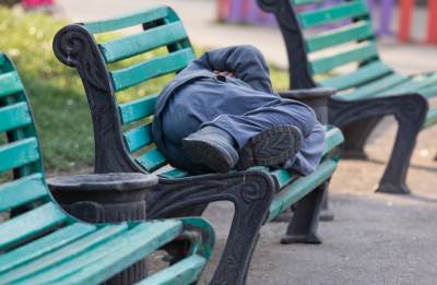  Čikago: Muškarac dijeli besplatno heroin, ljudi se predoziraju 