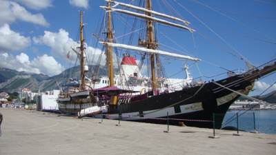  Split: Irac sa jarbola broda pao u more i poginuo 