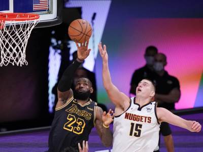  Denver-Lejkersi-uzivo-prenos-TV-Arena-sport-live-stream-treca-utakmica-finale-Zapada 