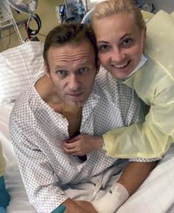  Putin: Navaljni sam sebe otrovao! Oglasio se i opozicionar koji je izašao iz bolnice poslije 32 dana 