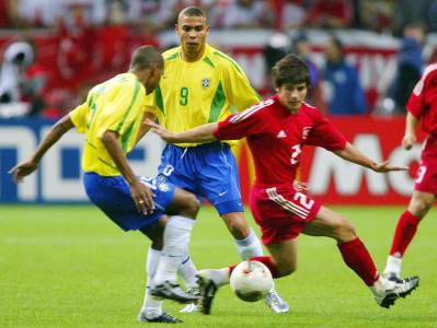  Turska-Emre-Asik-fudbaler-zena-spremala-ubistvo-sa-ljubavnikom-10-miliona-turskih-lira 