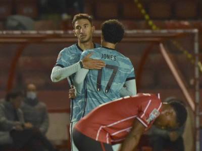  Grujićevi komplikovani dani u Liverpulu: Dao prvi gol, hvale ga, ali i spremaju za prodaju 