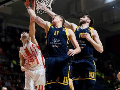  Himki trojica zaraženih košarkaša 