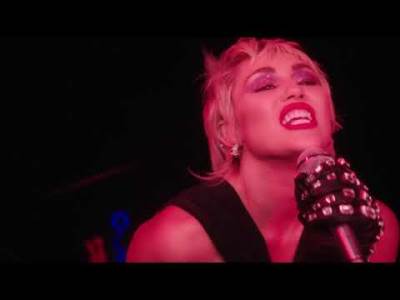  Hit dana: Miley Cyrus - Midnight Sky 