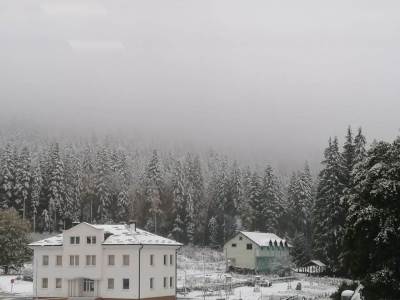 Prvi snijeg na Romaniji i Istočnom Drvaru 