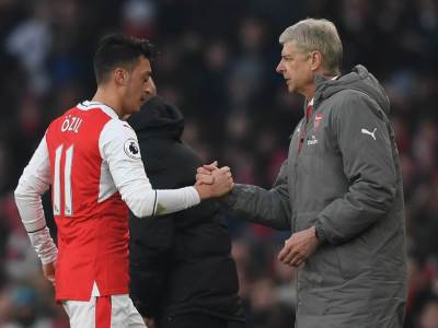  Arsen-Venger-desetka-u-fudbalu-vise-ne-postoji-Mesut-Ozil 