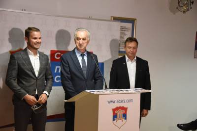  Šarović na otvaranju kampanje: Banjaluka treba da živi od ekonomije, a ne od administracije 