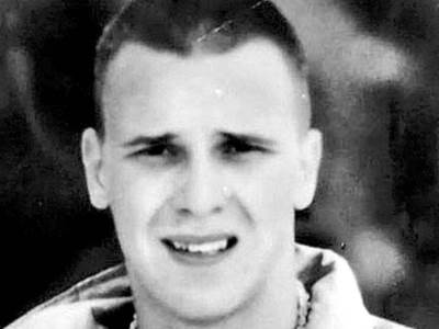  Jedini Kneletov govor ikada! Prve utakmice, prve tuče, prve ljubavi, ovako je govorio na sahrani svog druga (VIDEO) 