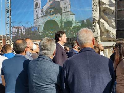  Dejan Bodiroga na sahrani Amfilohija 