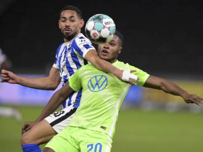  Bundesliga: Herta - Volfsburg 1:1, 6. kolo 