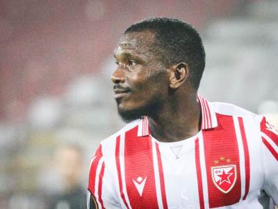  Apoel doveo El Fardu Bena 