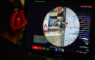  Zbog korone u izolaciju, ali uz besplatan internet i video igre: Da li biste prihvatili novi karantin uz ove uslove? 