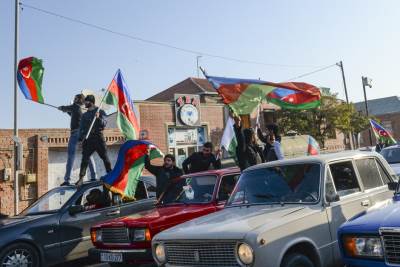  Slavlje na ulicama: Azerbejdžanci slave pobjedu! 