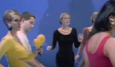  Hit dana: Happy Mondays - Kinky Afro 