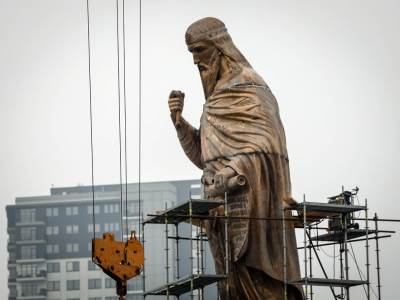  Spektakularni Stefan Nemanja: Pogledajte kako izgleda kolosalni spomenik u Beogradu 