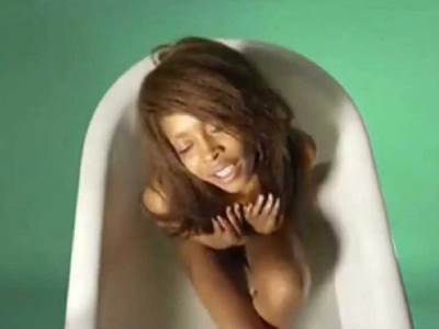  "Bilo neriješeno": Erika Badu istovremeno bila i pozitivna i negativna na koronu 