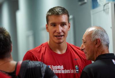  bogdan-bogdanovic-atlanta-sakramento-trejd-novi-ugovor-nba 