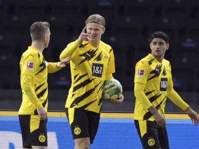  Herta - Dortmund 2:5, Bundesliga, 8. kolo 