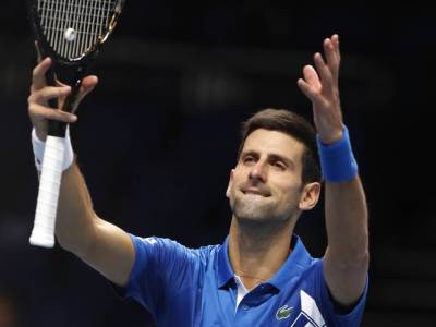  Novak deli tron sa mladom nadom: Nadal jedva stigao do deobe petog mesta na kraju sezone! 