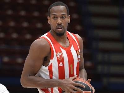  Problem za Zvezdu na derbiju: Plejmejker Lengston Hol se povredio i izašao! 