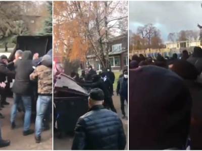  navijaci-direktor-kontejner-ukrajina-desna-huligani-izbacili-ga-sa-stadiona 