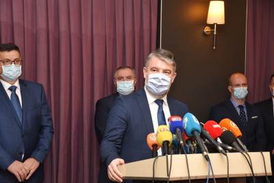  "Nemam bojazni": Šeranić tvrdi da će se prvi javno vakcinisati 